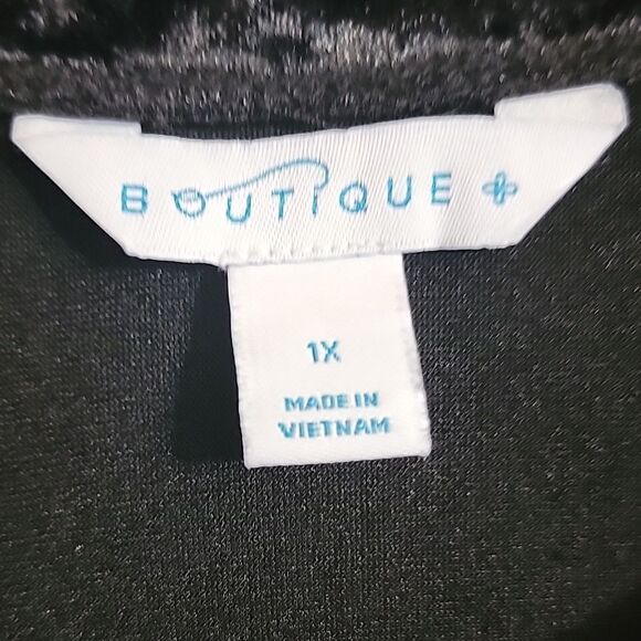 NWOT Boutique Black Velvet slit Back shirt - Picture 3 of 11